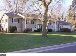 925 Summit Rd, New Richmond, WI 54017