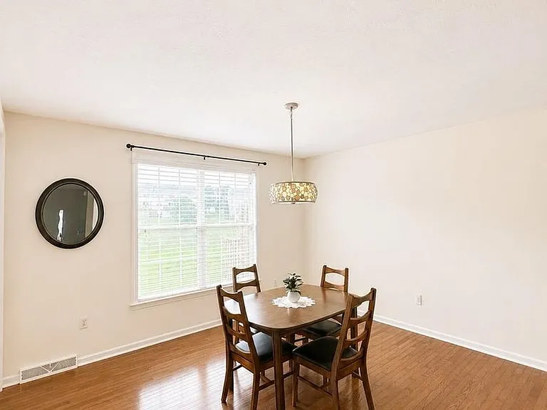 10551 Cherry Grove Ct — Photo 14