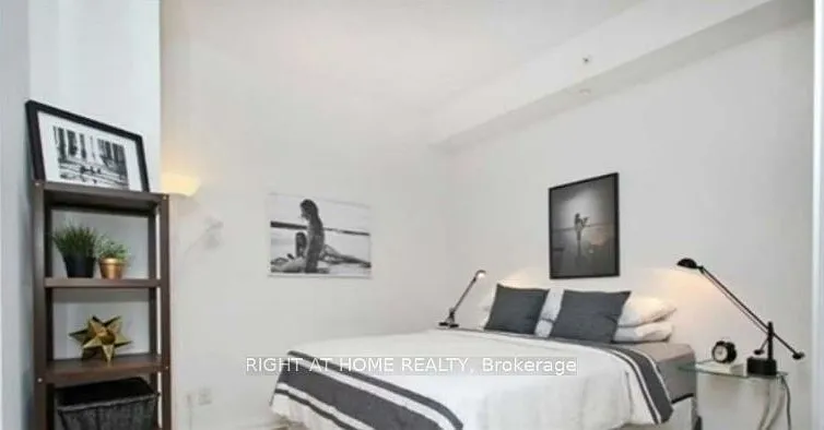 50 Town Centre Ct #701 — Photo 2