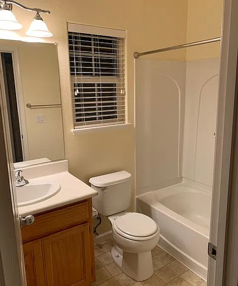 420 Hickory Cir — Photo 13
