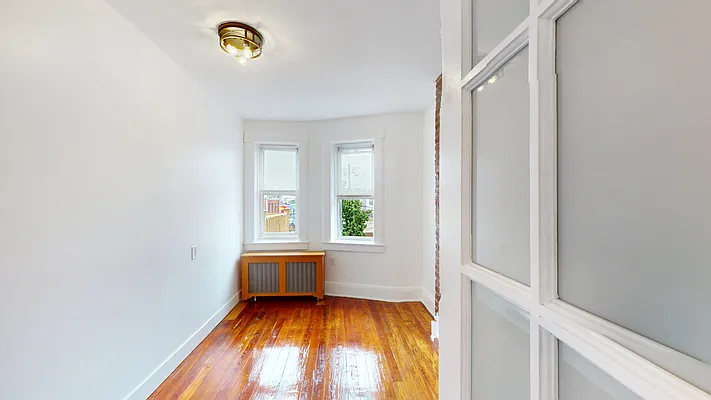 Rented by Gold-Stone Realty | media 7