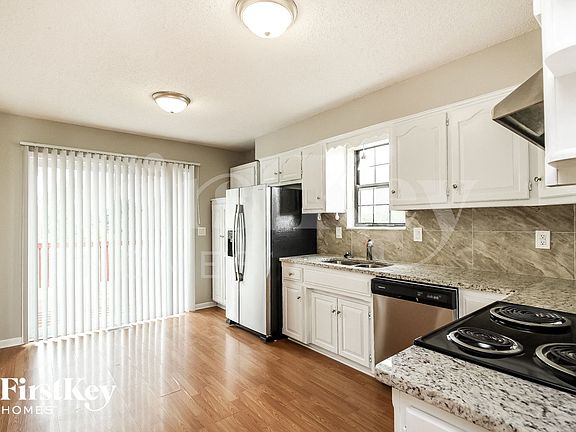 5th image of 11536 N Woodland Ave
