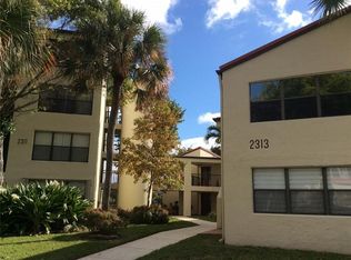 2313 S Cypress Bend Dr APT 122B, Pompano Beach, FL 33069