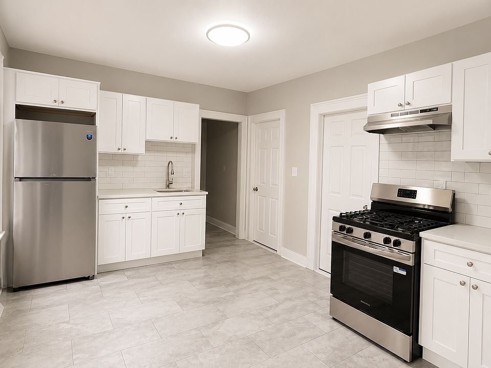 1st image of 48 Stevens St #1A