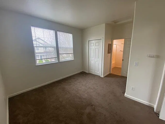 4077 Louis Krohn Dr — Photo 4