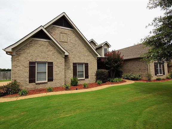 2nd image of 510 Hedge Rose Blvd