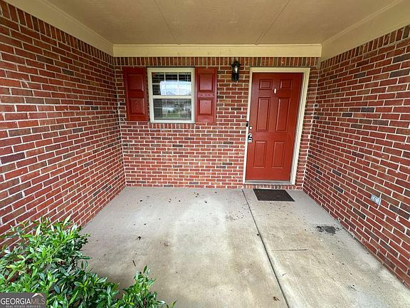 4th image of 93 Princeton Ave