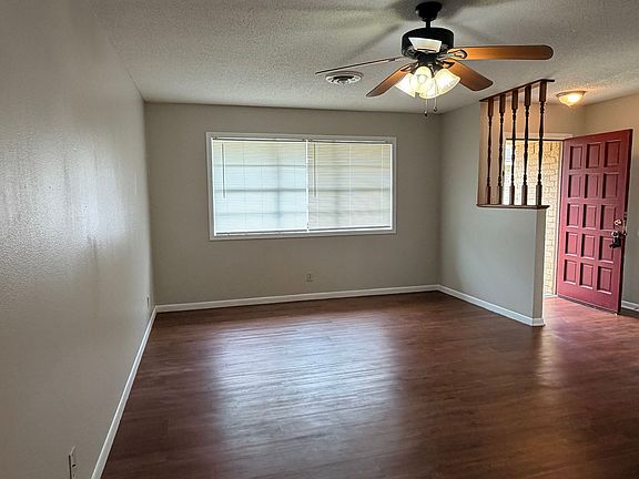 3rd image of 109A Tampico Ct