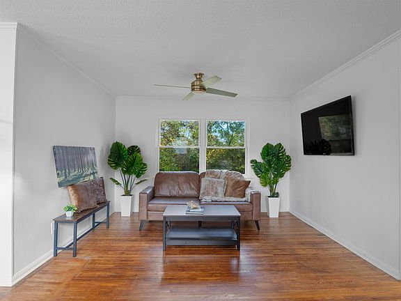 4th image of 3754 W Abercrombie Cir