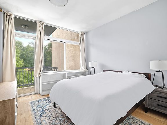 3rd image of 171 Henry St #3A