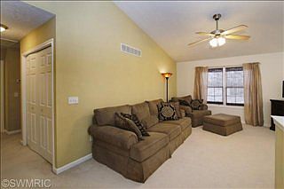 3rd image of 51451 Brachetto St