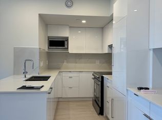 5399 Joyce St, Vancouver, BC V5R4G8