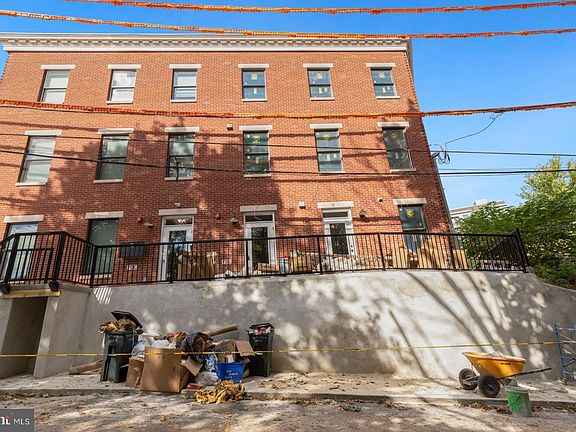3rd image of 511 E Gorgas Ln #2F