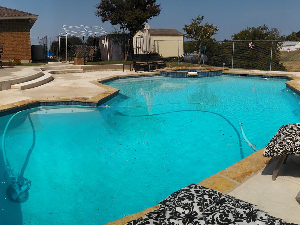 1st image of 4805 Hetherington Dr