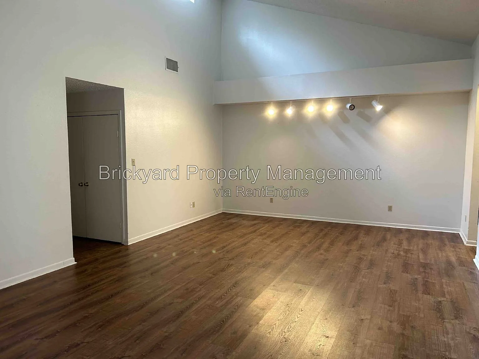 2 bed, 2.0 bath, 1200 sqft, $1,150 — Photo 4