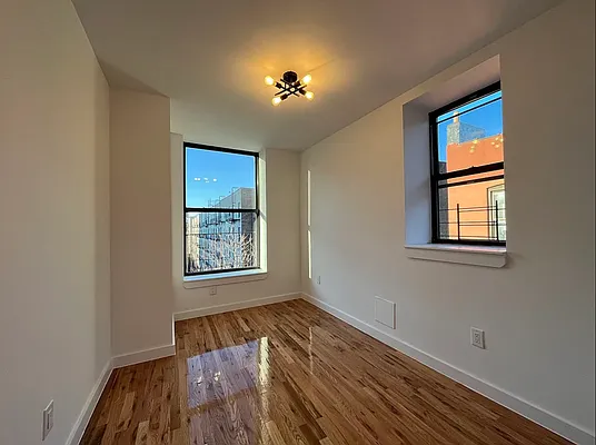 Rented by ORMIAN REALTY GROUP LLC | media 32