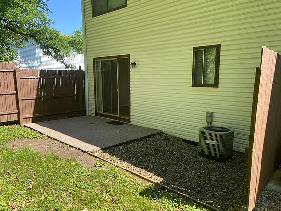 2nd image of 2345 Newton St