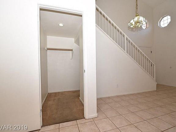 3rd image of 5374 Chili Pepper St