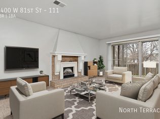 9400 W 81st St APT 111, Overland Park, KS 66204