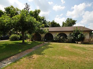 406 Coach Lamp Ln, Houston, TX 77060