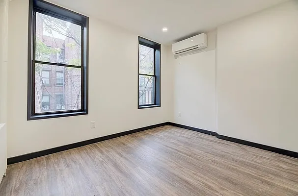 Rented by REAL New York | media 6