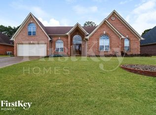 4639 Meadow Cliff Dr, Memphis, TN 38125