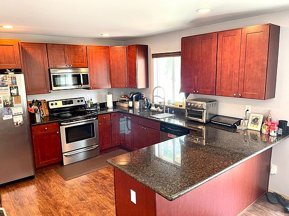 4th image of 1339 Flower Ave
