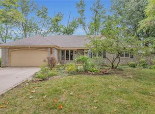 9104 Reeder Dr, Overland Park, KS 66214