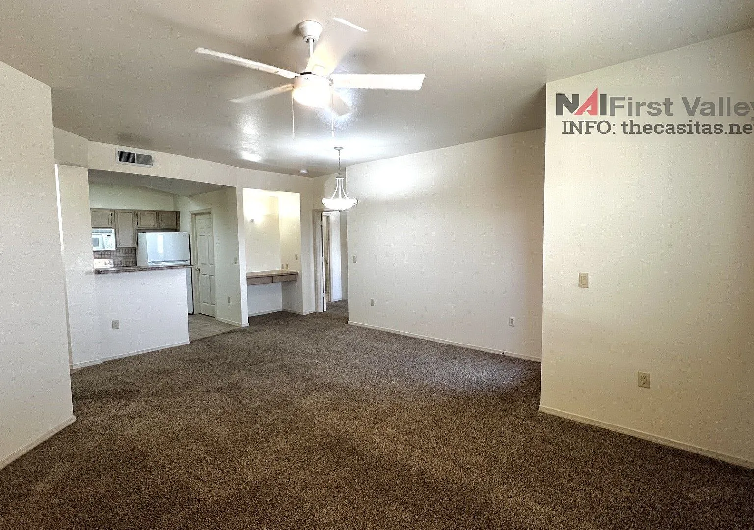 3 Bedrooms, 2 Baths 1/2 OFF First Month Rent — Photo 4