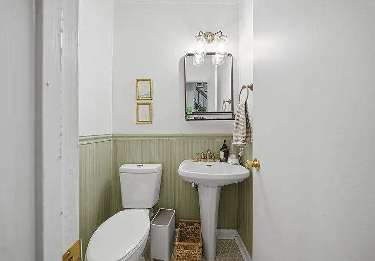 1810 Delaney St — Photo 26