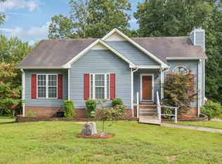 2101 Ferry Rd, Clarksville, TN 37040