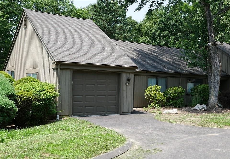 1st image of 109 Heritage Hills #109-A
