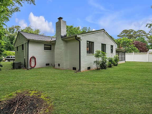 4th image of 501 Euwanee Pl
