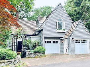 16767 Graef Cir, Lake Oswego, OR