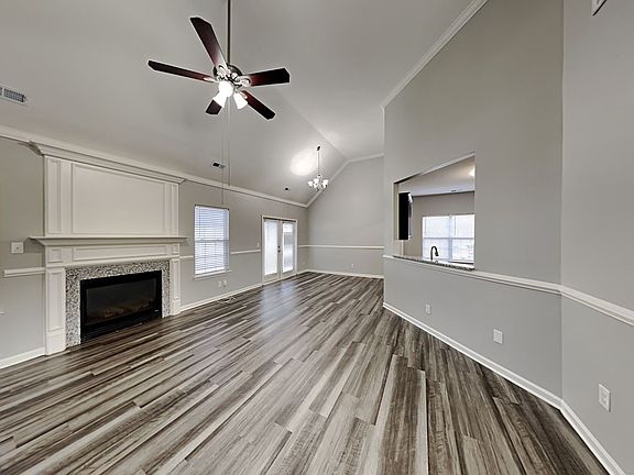 4th image of 3885 Graywood Dr