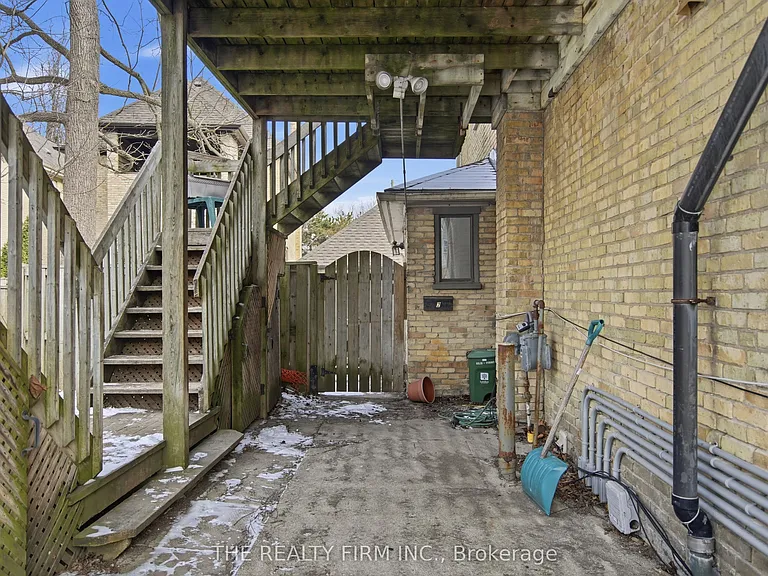 22 Victor St #3 — Photo 8
