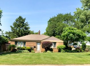 840 E Rockland Rd, Libertyville, IL 60048