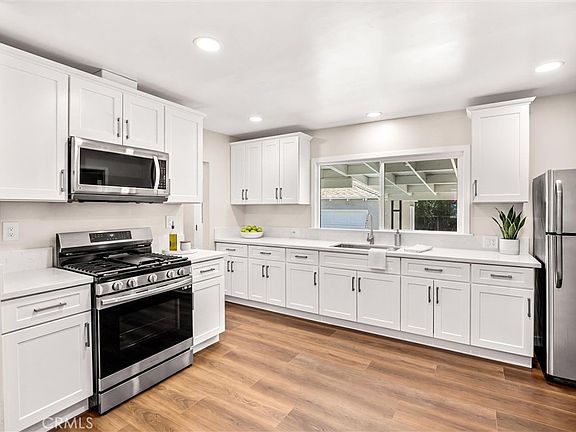 5th image of 13023 Woodcock Ave