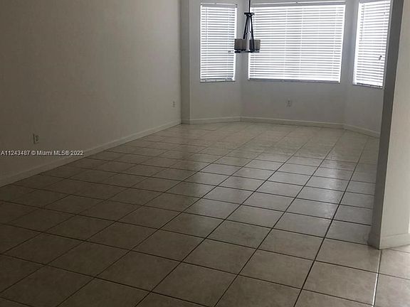 4th image of 11365 NW 73rd Ter #0