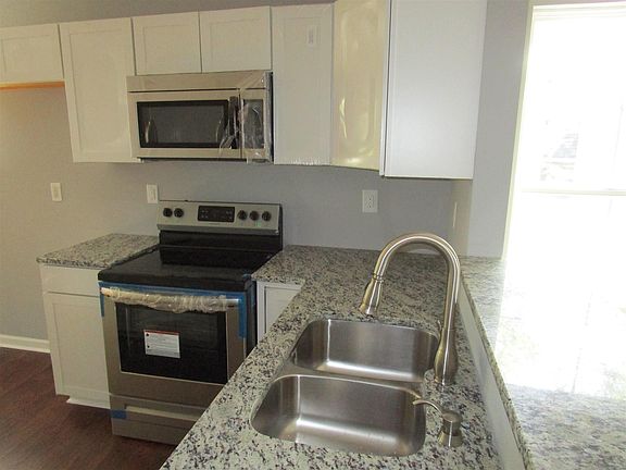 4th image of 610 Bixler Ave