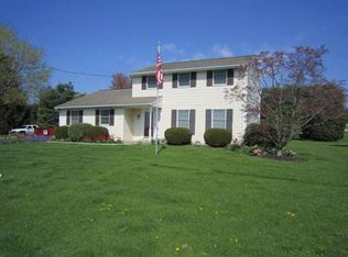 219 Tobacco Rd, Ephrata, PA 17522