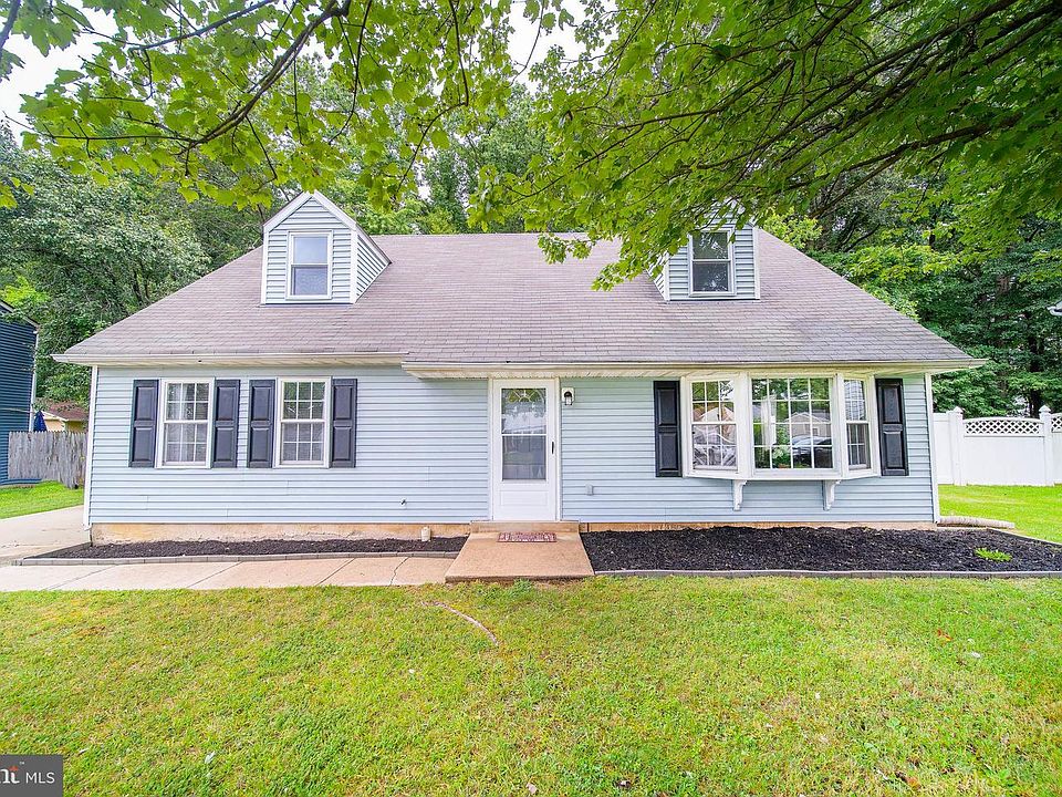 1st image of 51 E Shady Dr