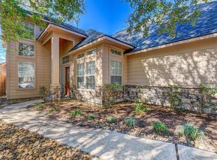 11 Endor Forest Pl, Spring, TX 77382