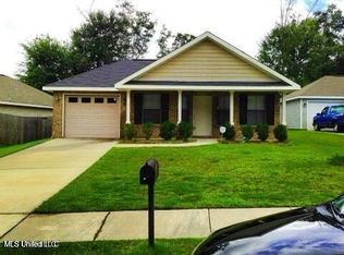 13637 Lawton Ln, Gulfport, MS 39503
