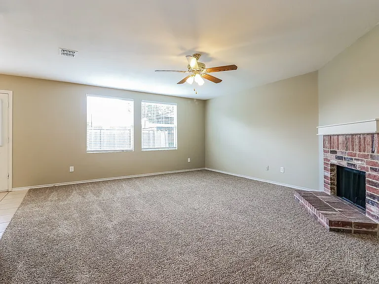 4013 Foxhound Ln — Photo 5