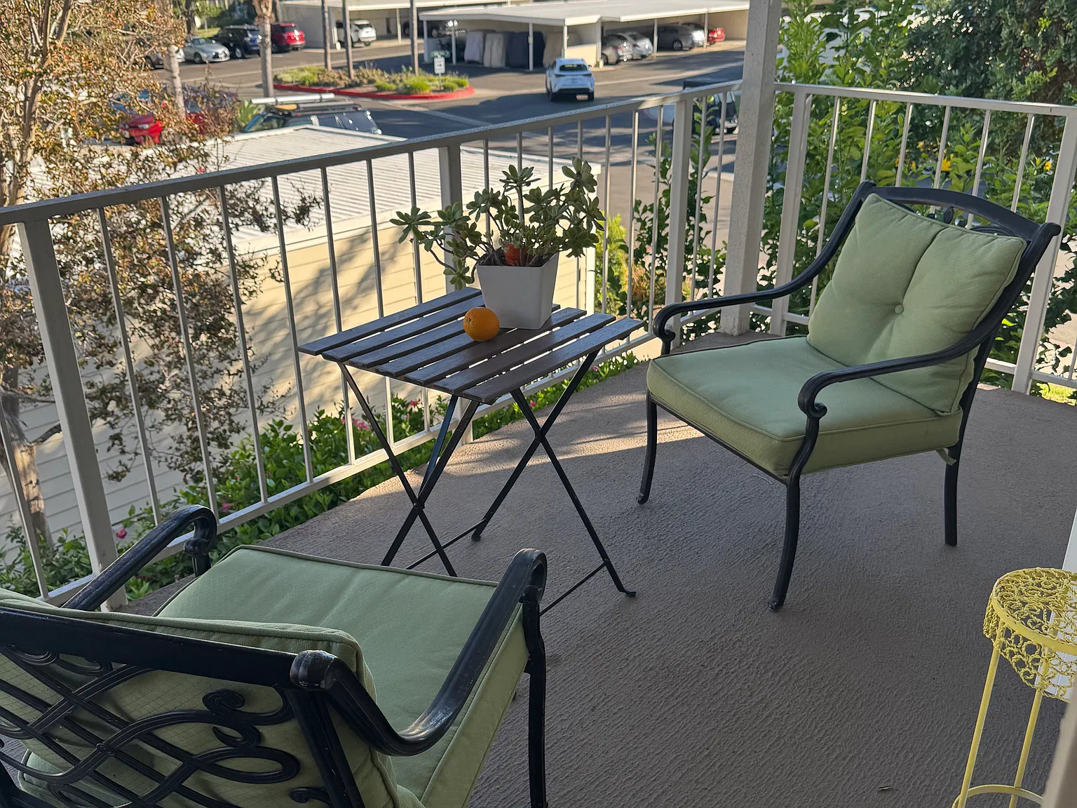 1 bed, 770 sqft, $2,400 — Photo 3