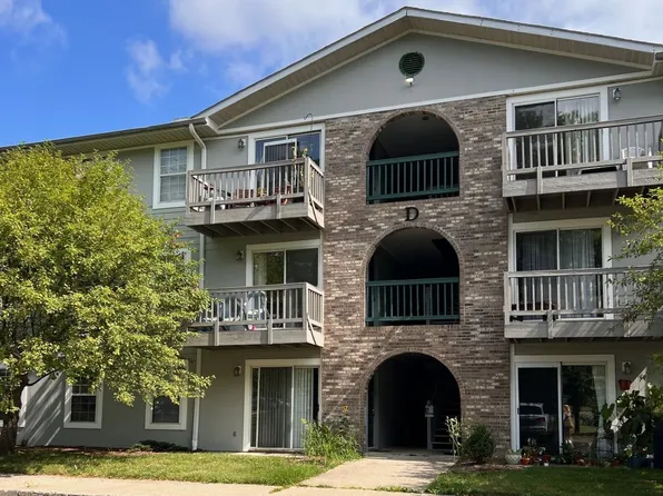 247 W Union St APT 304D, Athens, OH 45701