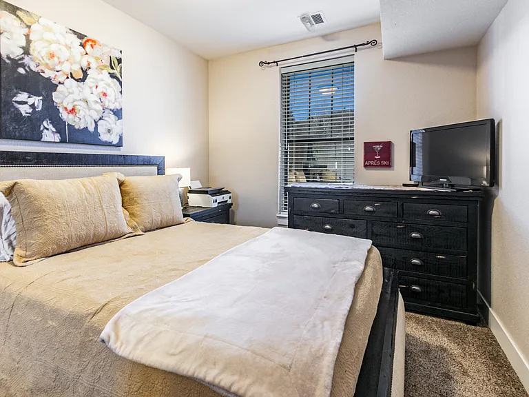 8350 Meadowview Ct #C23 — Photo 10