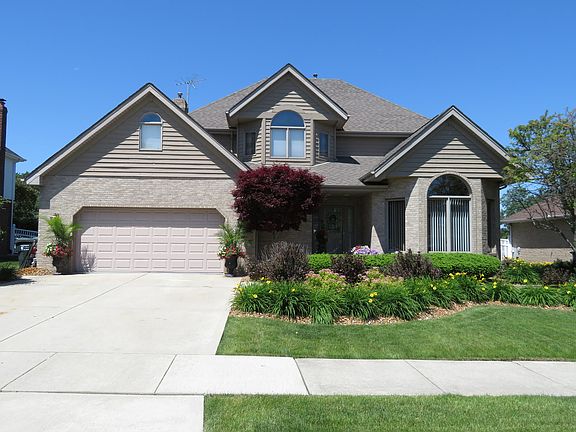 2nd image of 16630 Paw Paw Ave
