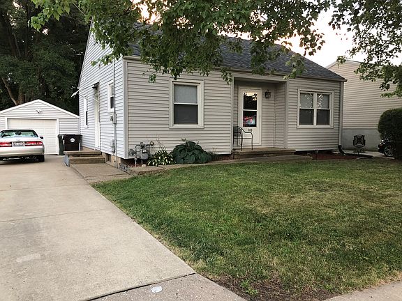 2nd image of 308 Lawnridge Dr